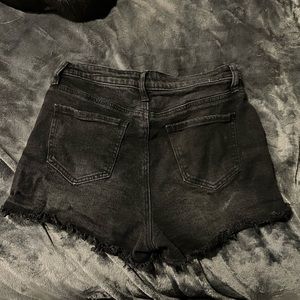 “Abound” medium rise jean shorts